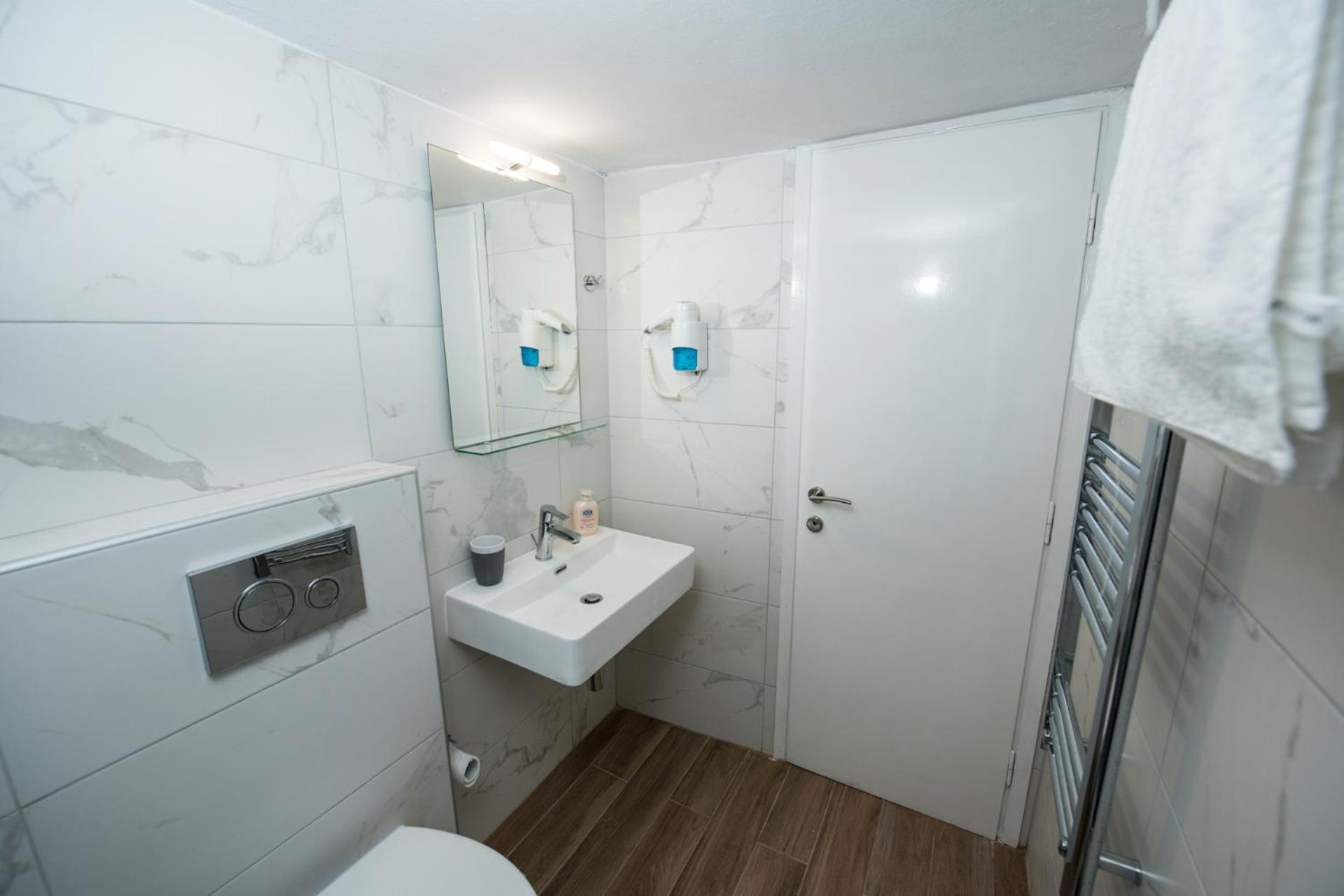 Artemis Luxury Apartment เทสซาโลนิกิ ภายนอก รูปภาพ